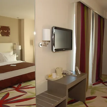 Golden Tulip Ana Dome Cluj-Napoca