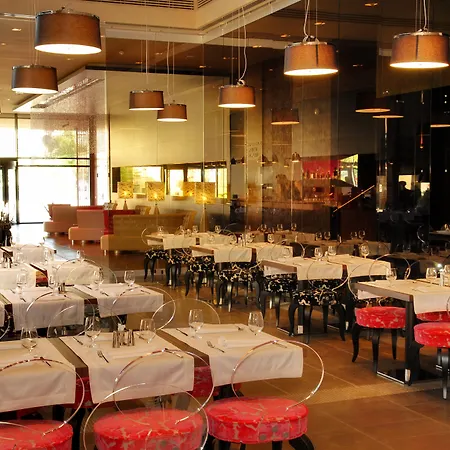 金色郁金香安娜圆顶酒店 4*
