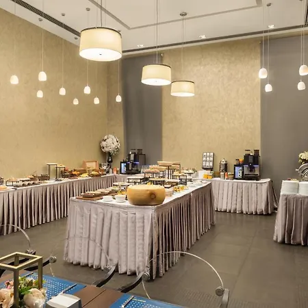 Golden Tulip Ana Dome Cluj-Napoca