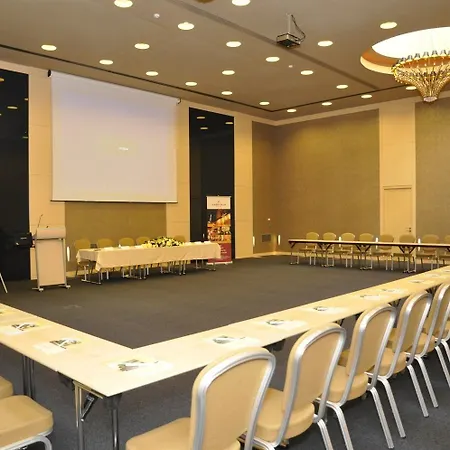 Golden Tulip Ana Dome 4* Cluj-Napoca