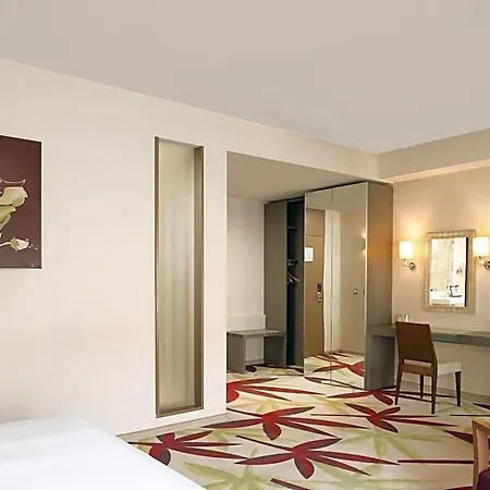 Golden Tulip Ana Dome מלון 4*