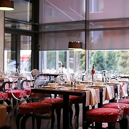 מלון Golden Tulip Ana Dome קלוז'-נאפוקה