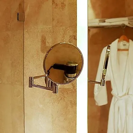 מלון Golden Tulip Ana Dome קלוז'-נאפוקה