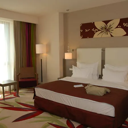 Golden Tulip Ana Dome 4* Cluj-Napoca