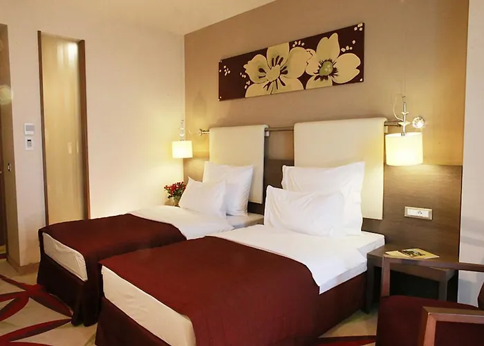 Golden Tulip Ana Dome Kaloşvar