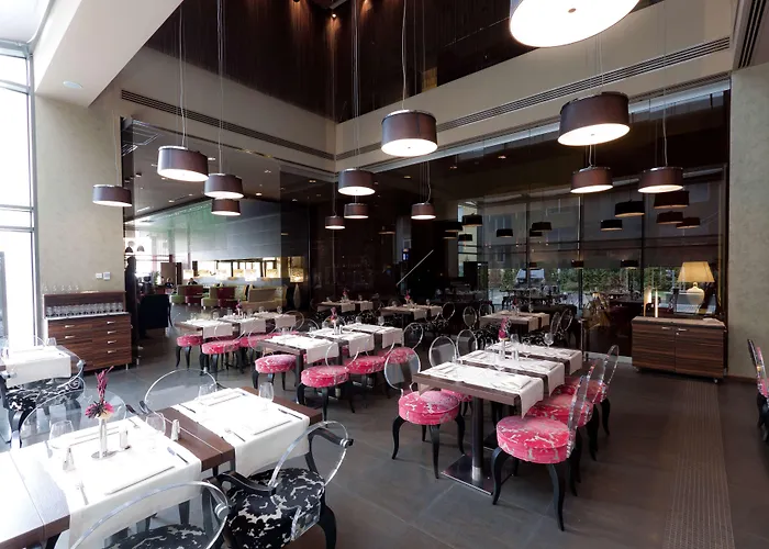 Golden Tulip Ana Dome 4* Κλουζ-Ναπόκα