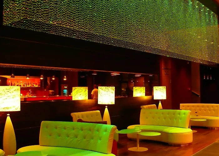 Golden Tulip Ana Dome Ξενοδοχείο 4*