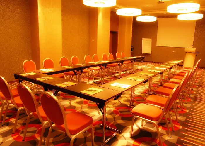 Golden Tulip Ana Dome 4* Κλουζ-Ναπόκα