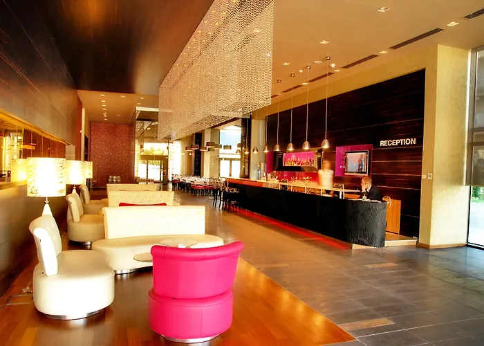 Otel Golden Tulip Ana Dome Kaloşvar