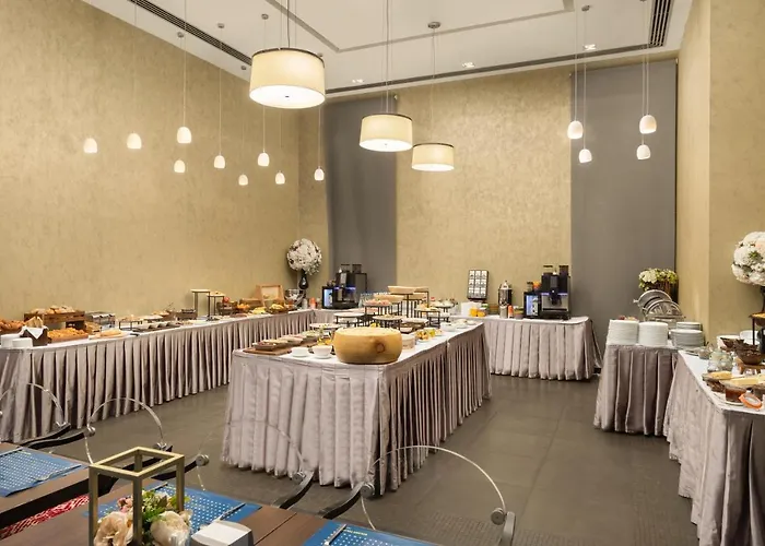 Golden Tulip Ana Dome Κλουζ-Ναπόκα