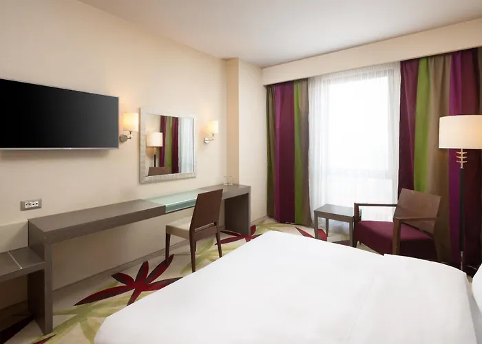 Golden Tulip Ana Dome Otel 4*