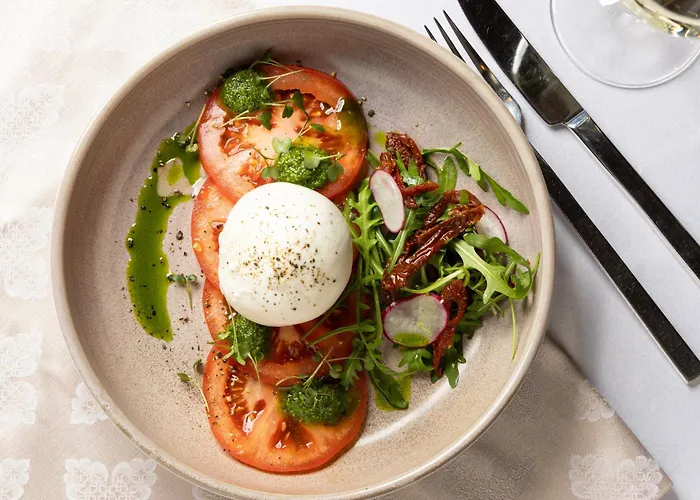 Golden Tulip Ana Dome 4*