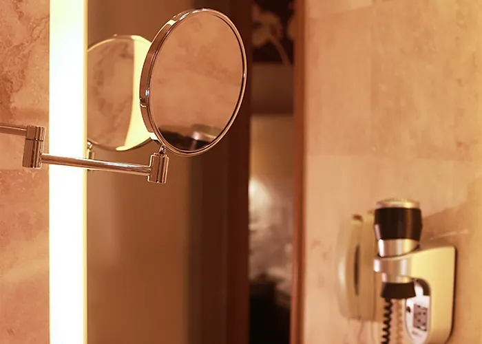 Golden Tulip Ana Dome Otel Kaloşvar