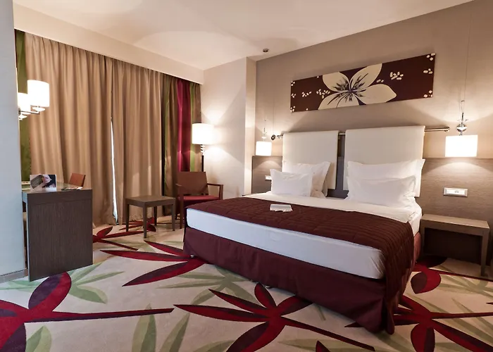 Golden Tulip Ana Dome 4*