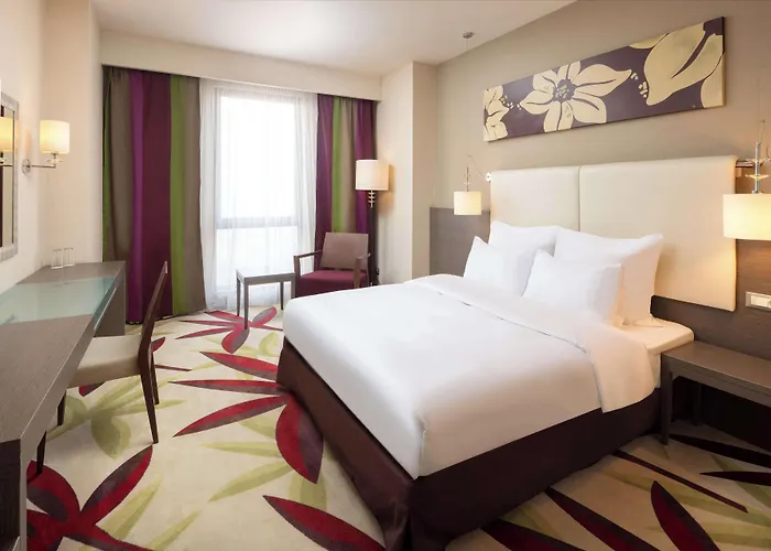 Ξενοδοχείο Golden Tulip Ana Dome 4*